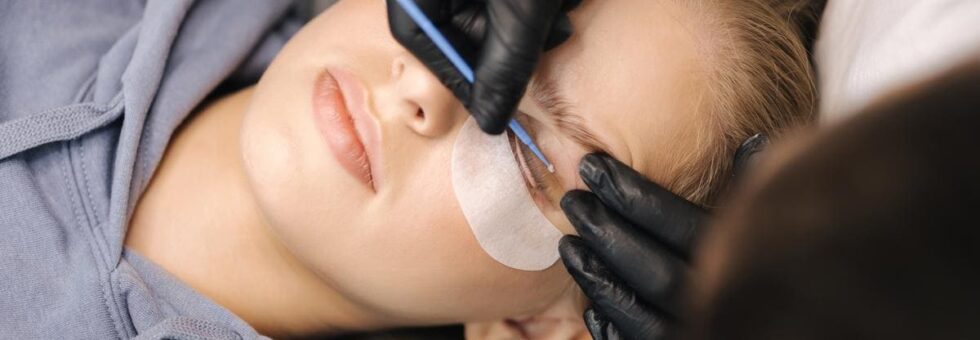 Schulungsmaterialien und Workshop-Szene im The Lash and Beauty Room Studios